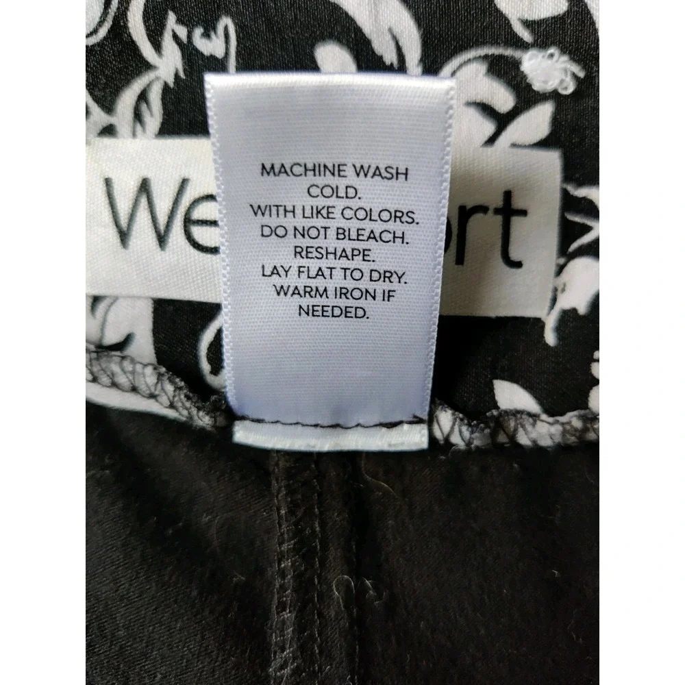 Westport Women's Black/White Floral Skort Knee‎ Length Pull On Size 1X